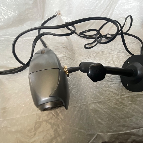 SYLVANIA weatherproof COLOR SECURITY CAMERA NEW INSIDE /OUTSIDE - Picture 9 of 13